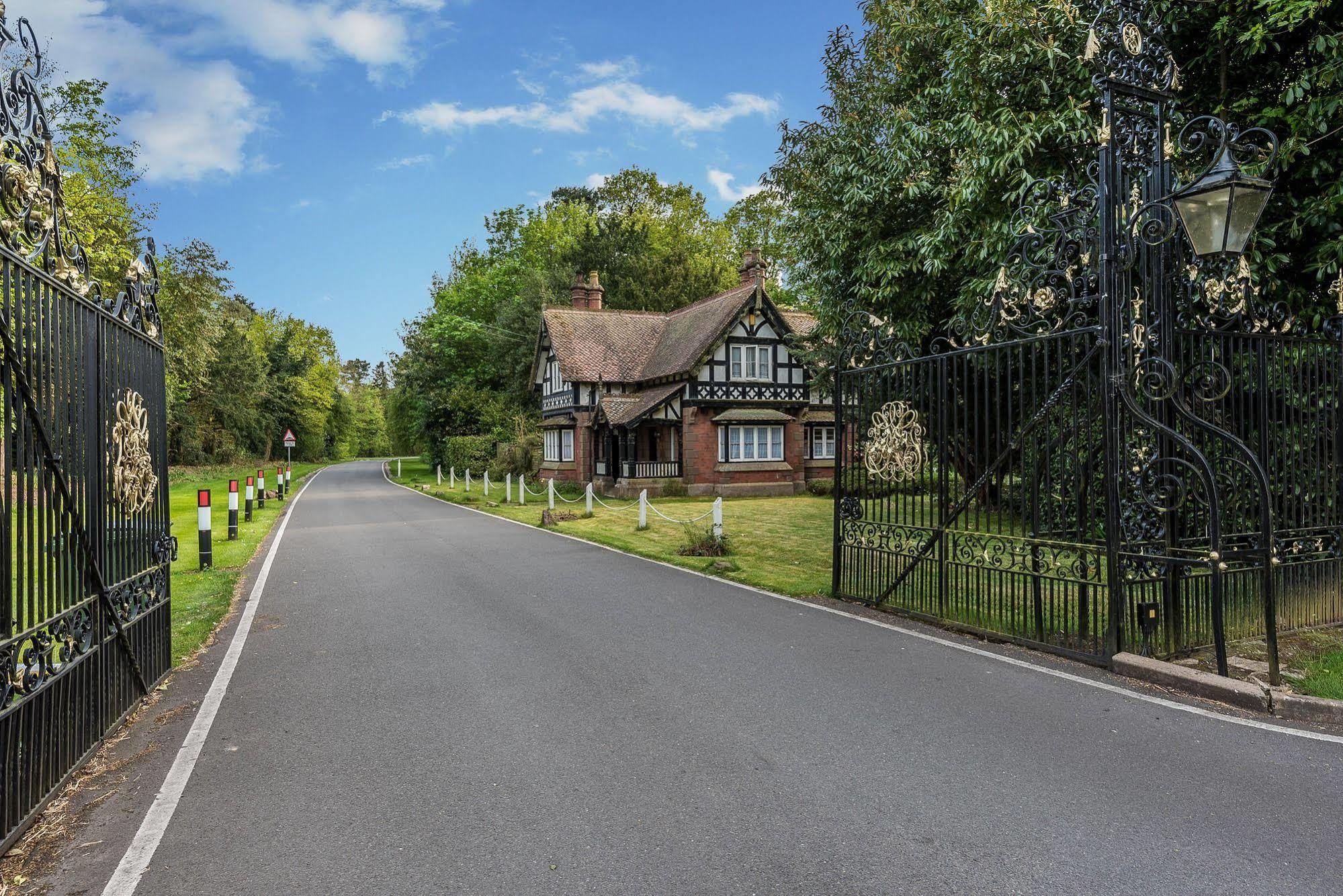 Lilleshall House & Gardens And Lilleshall National Sports Centre Exterior photo